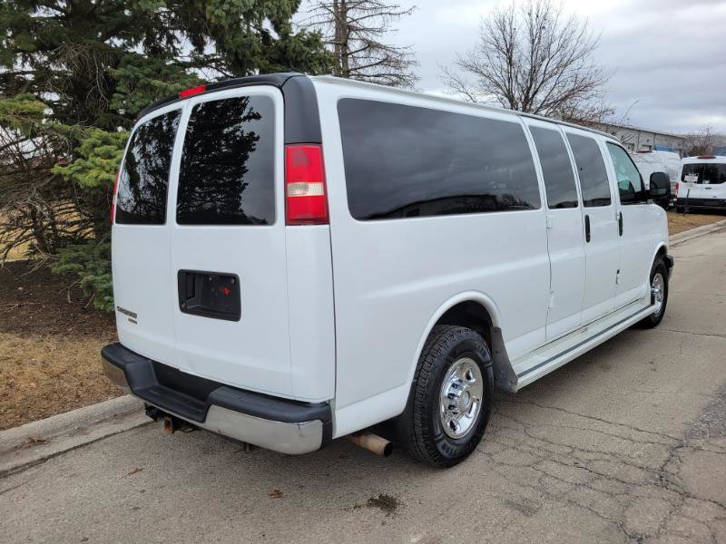 Used 2015 Chevrolet Express 3500 LS RWD image 3