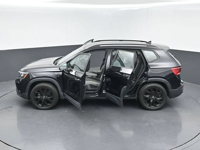 Used 2023 Volkswagen Taos S w/ Driver Assistance Package AWD/4WD image 53