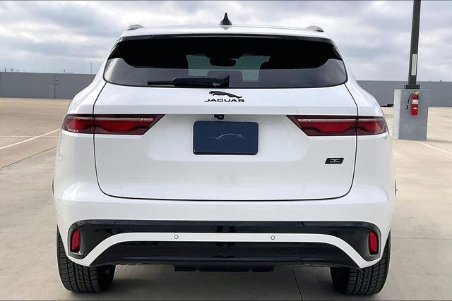 New 2026 Jaguar F-PACE R-Dynamic S image 4