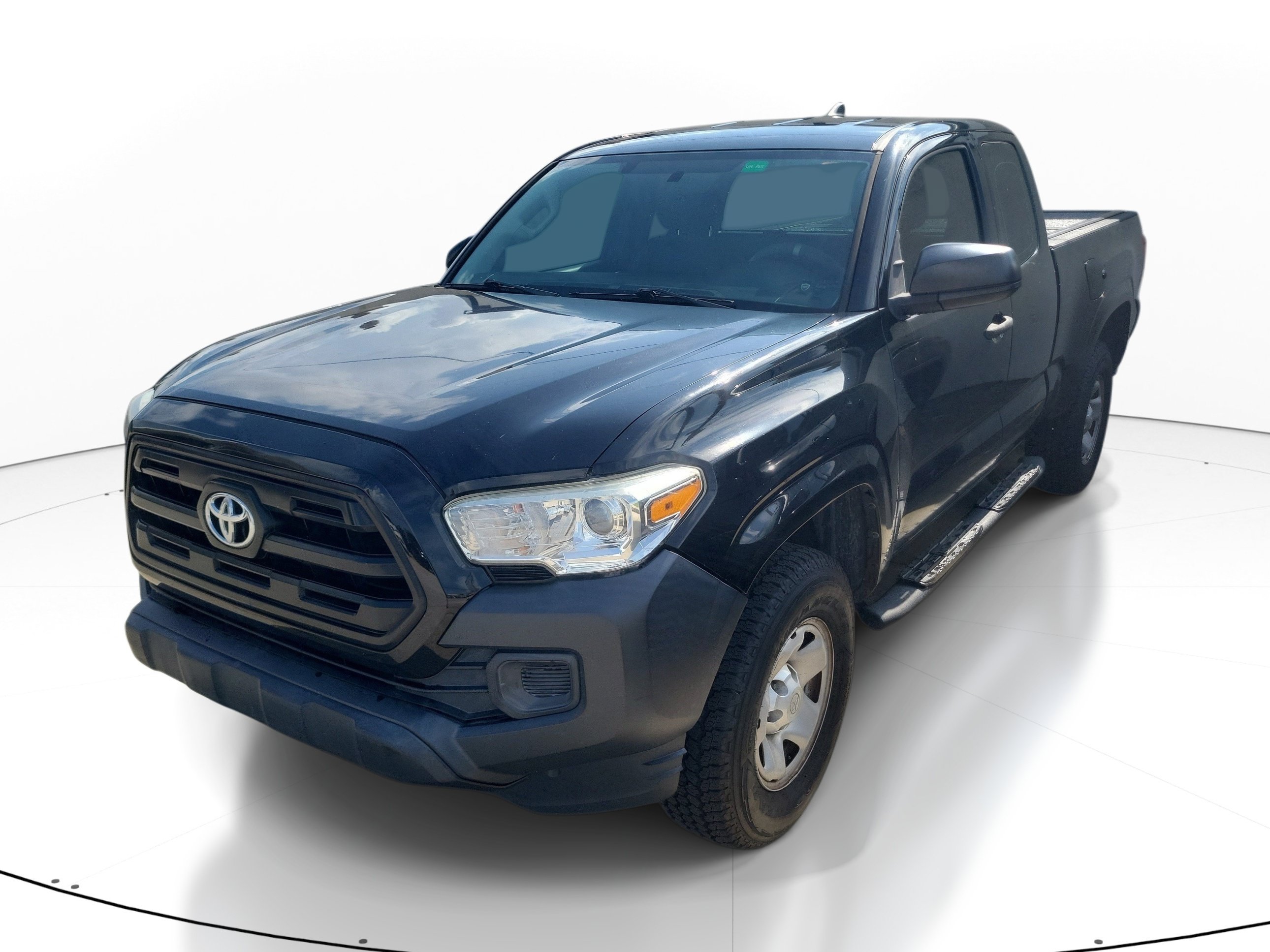 Used 2016 Toyota Tacoma SR RWD image 9