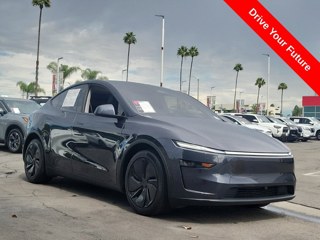 Used 2026 Tesla Model Y 2WD image 29