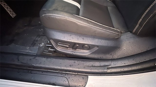 Used 2025 Toyota Camry SE image 24