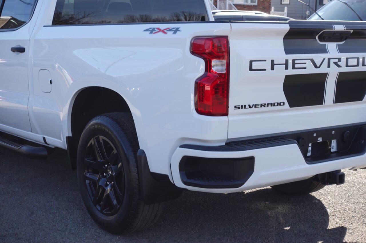 Used 2024 Chevrolet Silverado 1500 Custom w/ Rally Edition AWD/4WD image 10