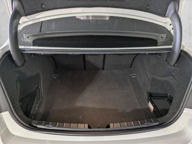 Used 2018 BMW 330i Sedan RWD image 7