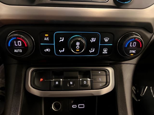 Used 2023 GMC Acadia SLT AWD/4WD image 32