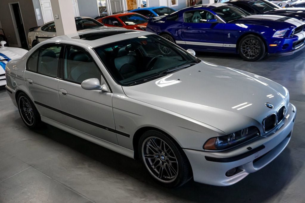 Used 2002 BMW M5 RWD image 47