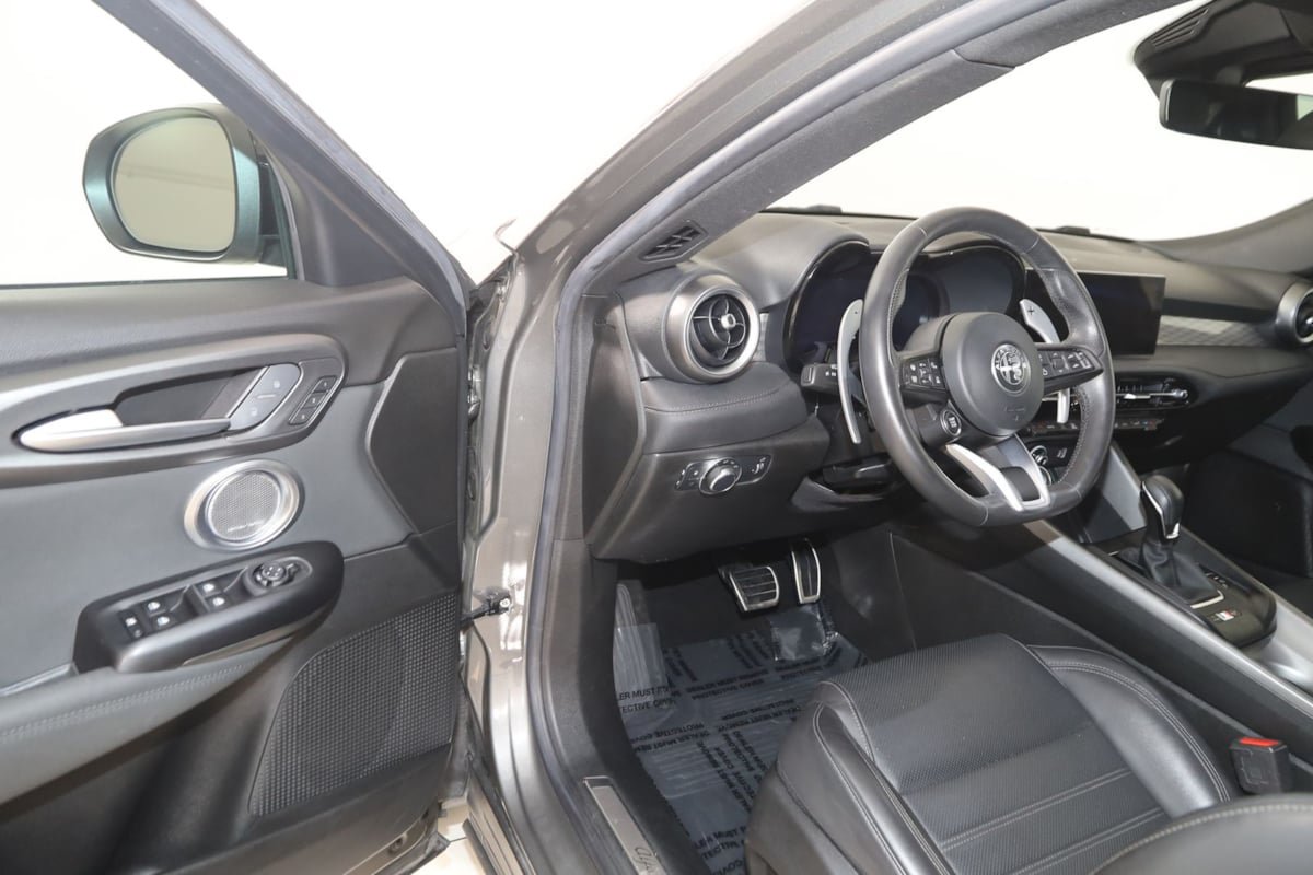 Used 2024 Alfa Romeo Tonale Veloce AWD/4WD image 50