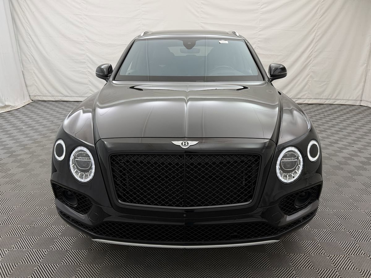Used 2017 Bentley Bentayga image 3