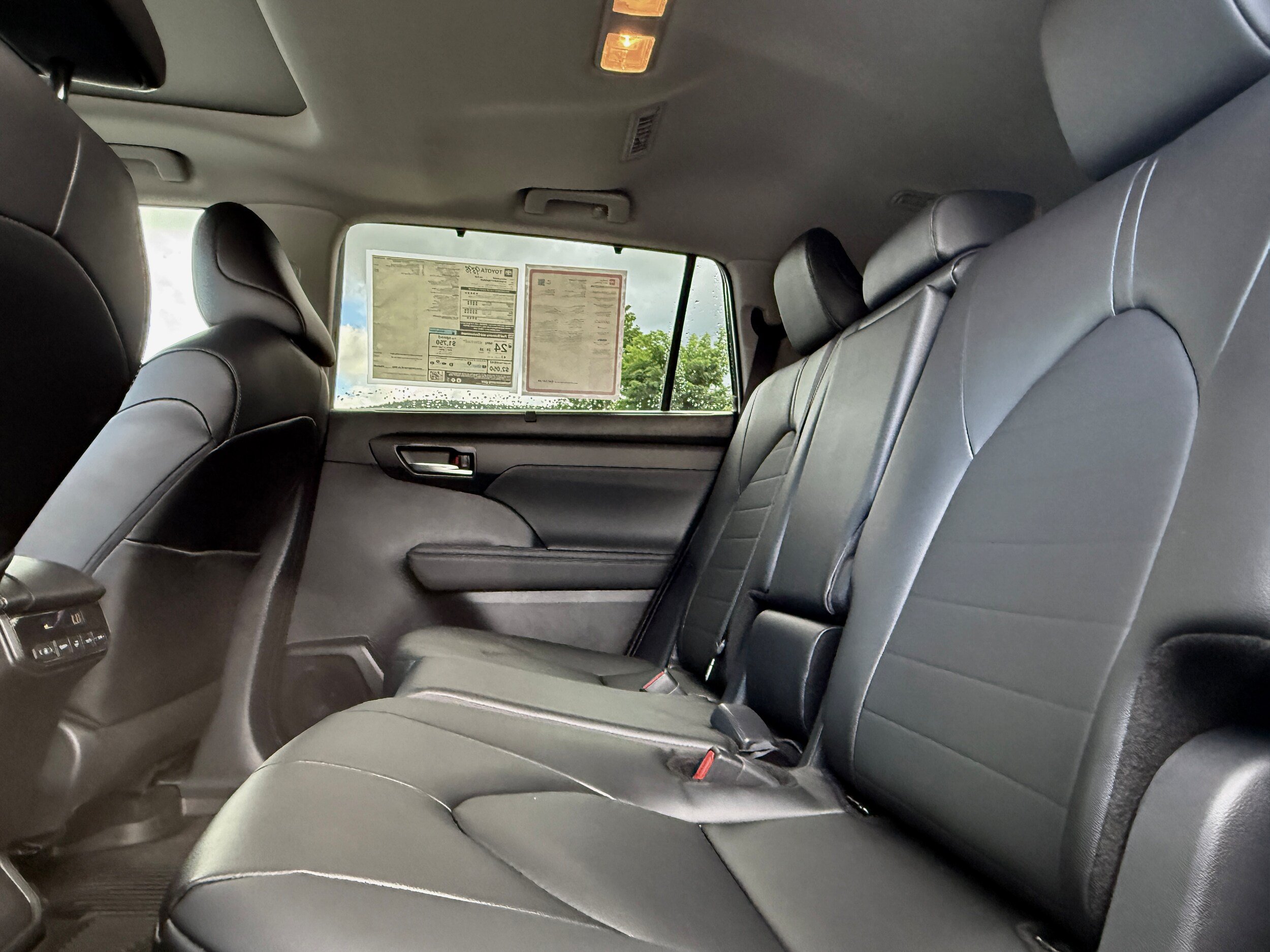 Certified 2026 Toyota Highlander XLE AWD/4WD image 35