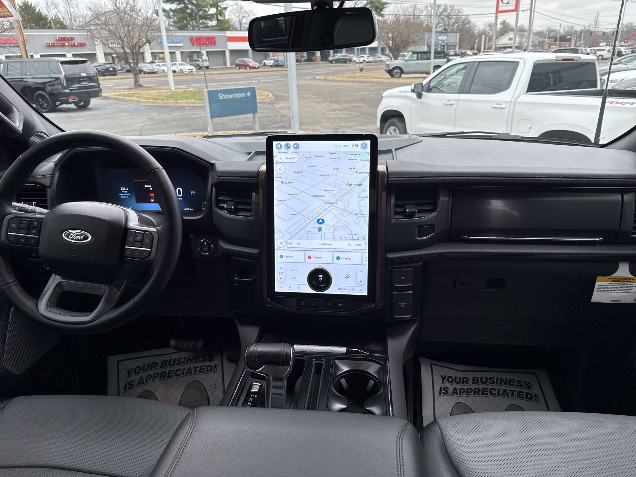 Used 2023 Ford F150 Lightning Lariat image 33