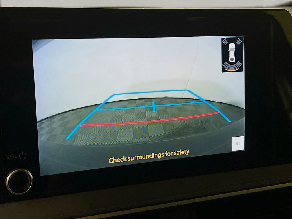 Used 2023 Toyota Prius Prime FWD image 13