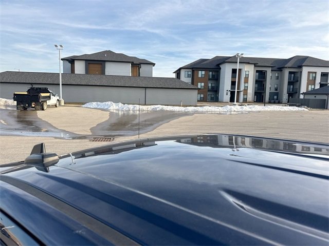 Used 2021 GMC Sierra 1500 Elevation image 28