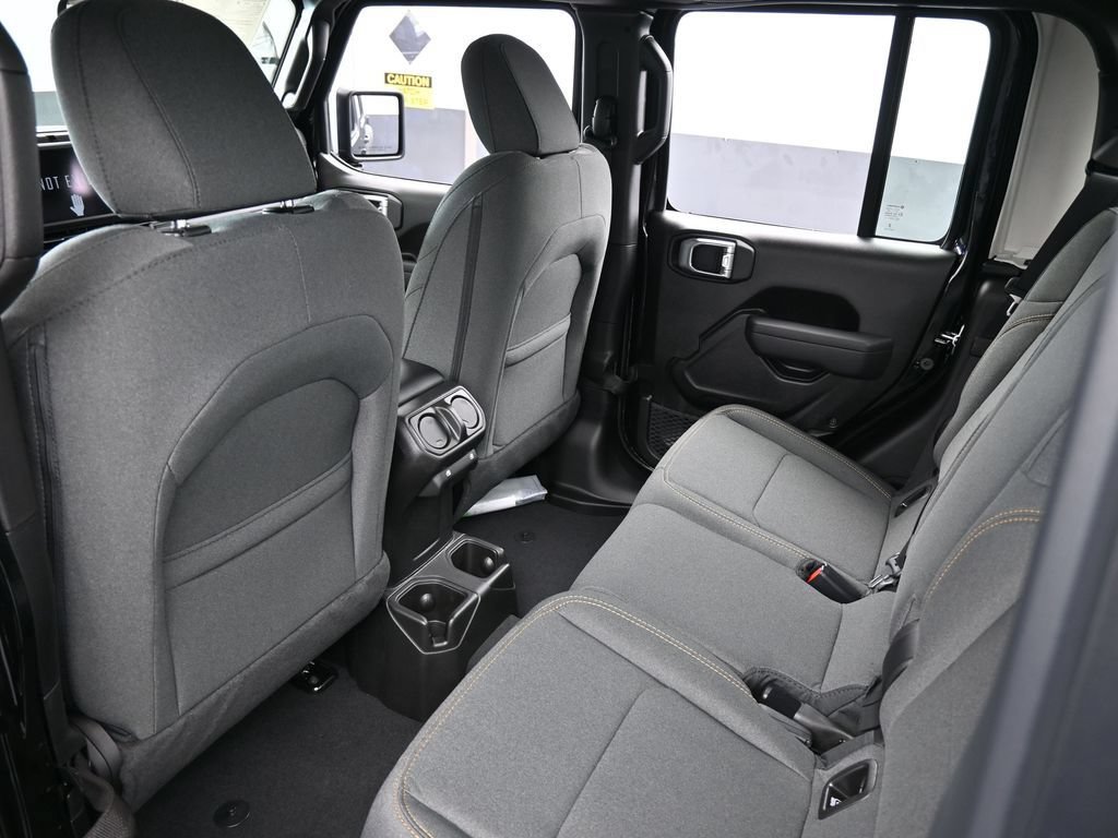 New 2026 Jeep Gladiator Sport AWD/4WD image 28