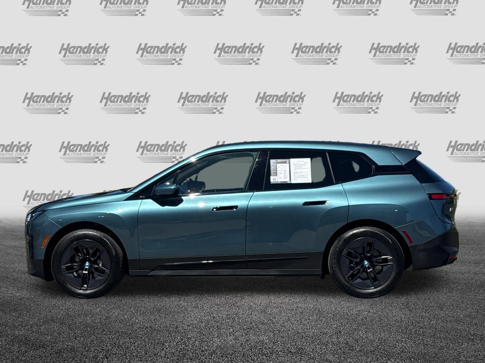 Used 2024 BMW iX xDrive50 AWD/4WD image 8