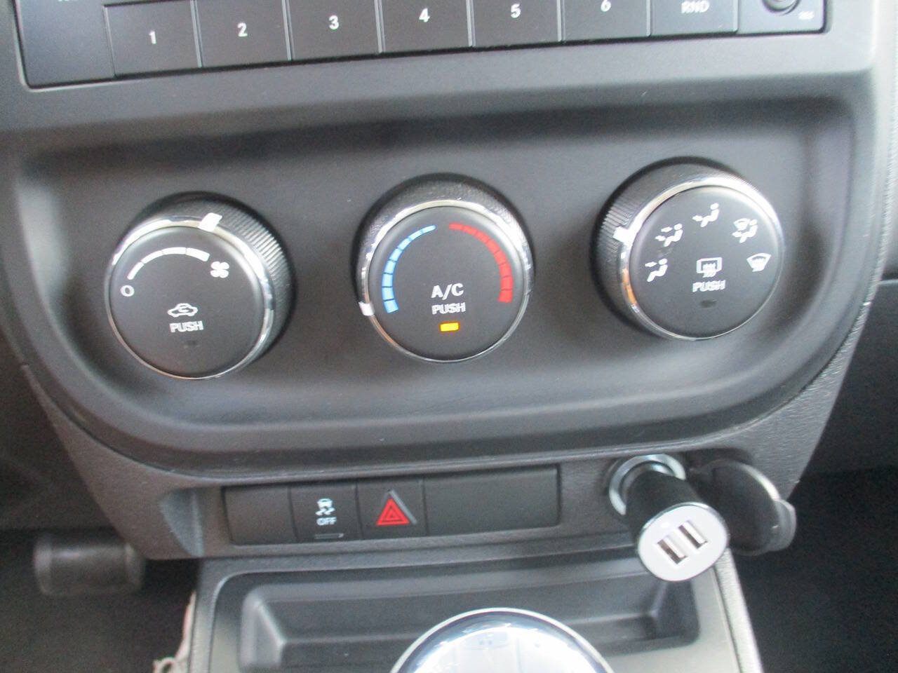 Used 2010 Jeep Patriot Sport FWD image 15