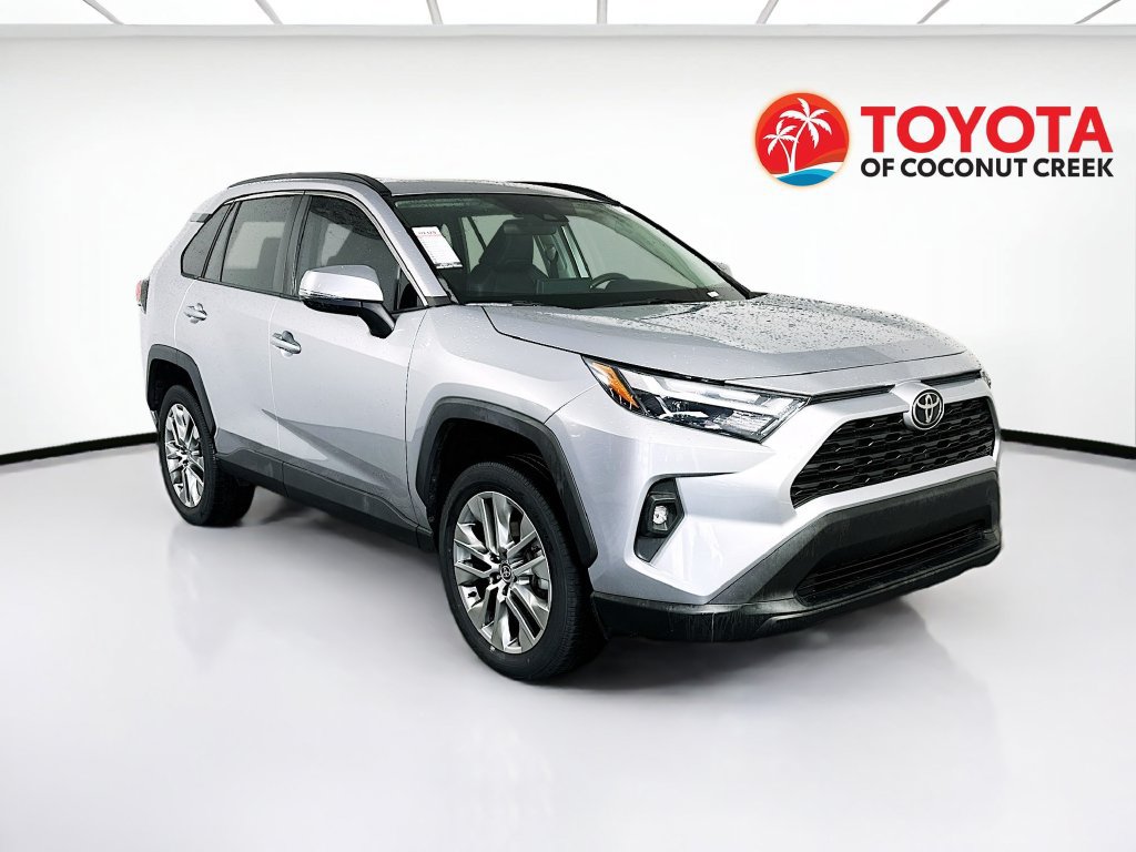 Used 2022 Toyota RAV4 XLE Premium AWD/4WD image 1