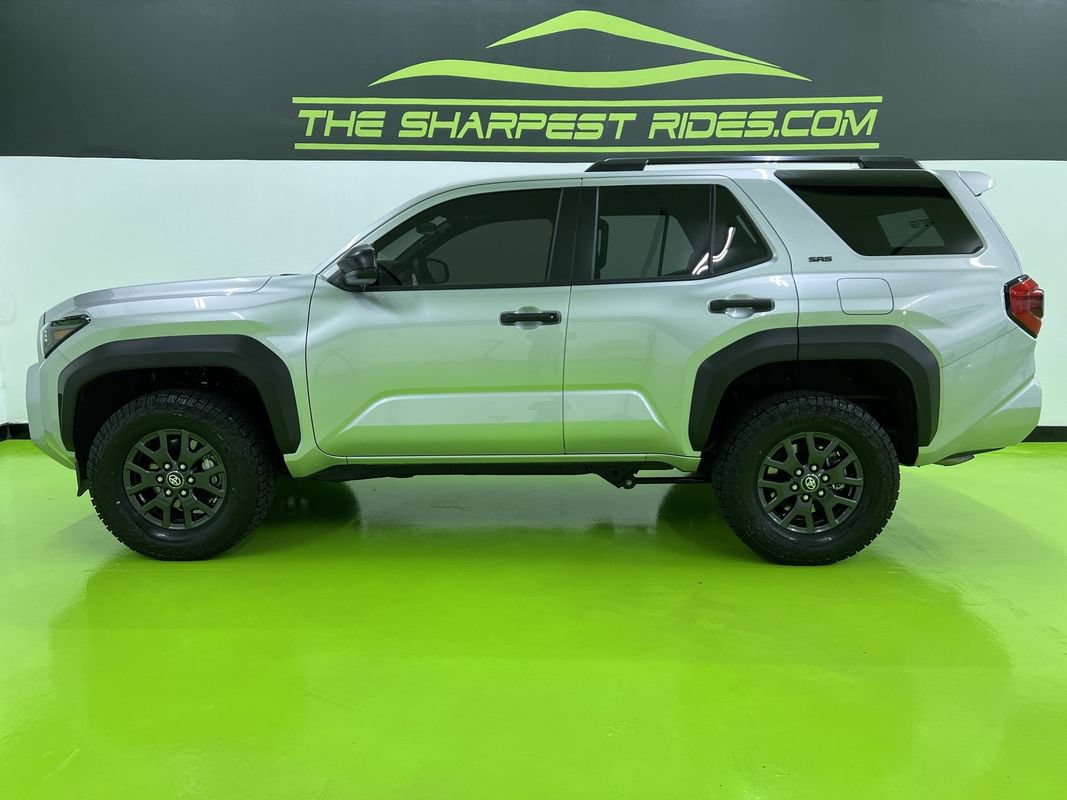 Used 2026 Toyota 4Runner SR5 AWD/4WD image 6