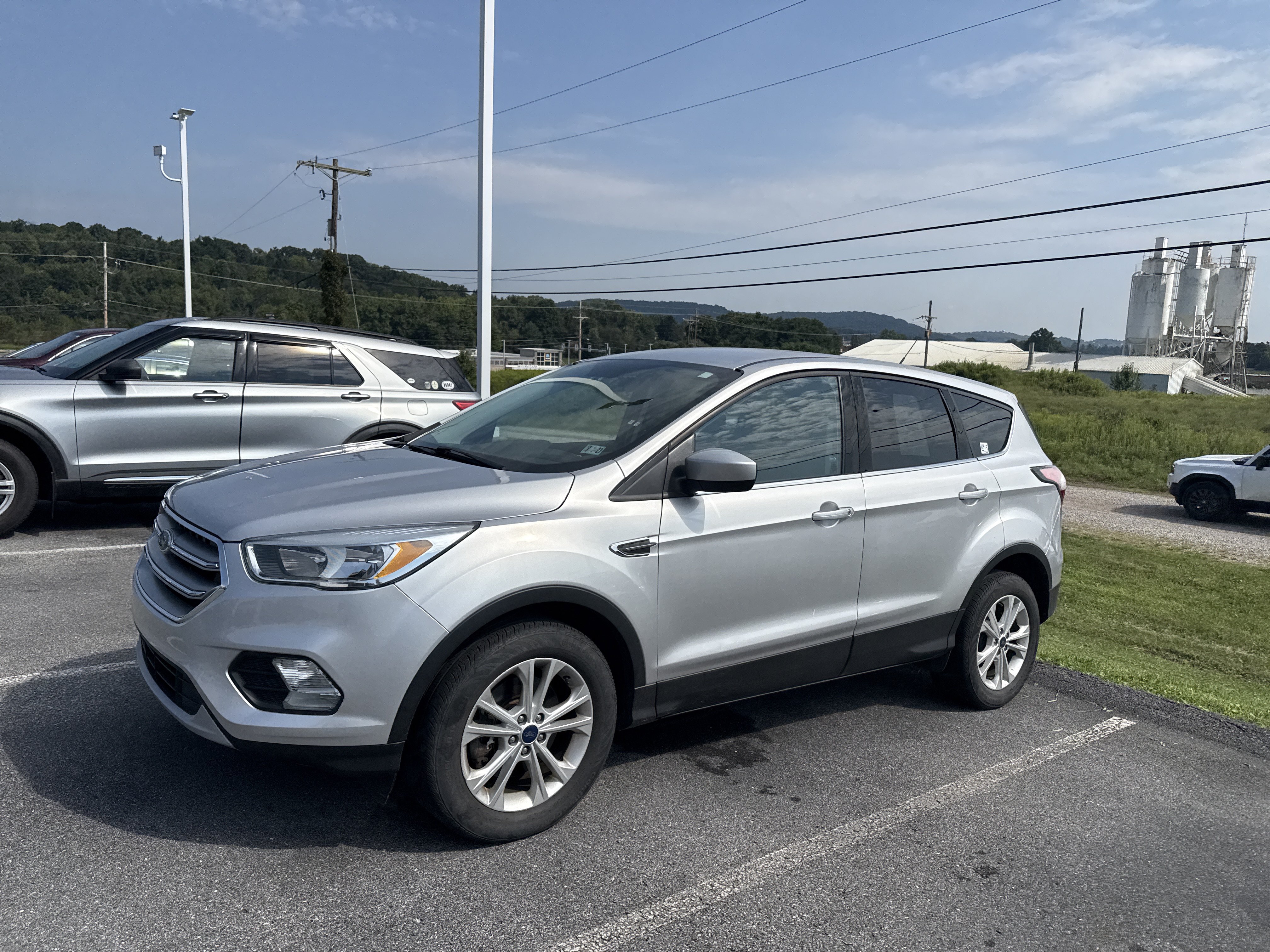 Used 2017 Ford Escape SE AWD/4WD image 7