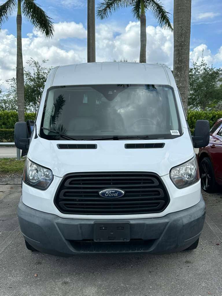 Used 2019 Ford Transit 150 XL RWD image 2