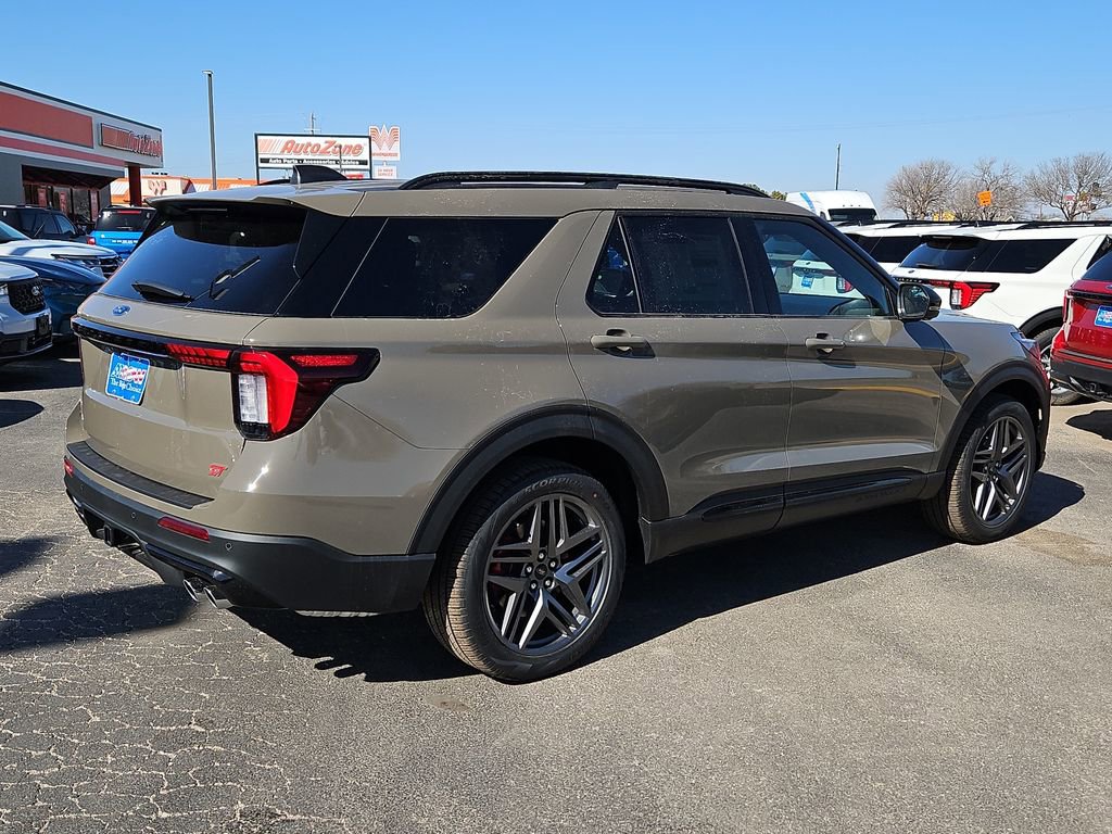 New 2026 Ford Explorer ST image 13