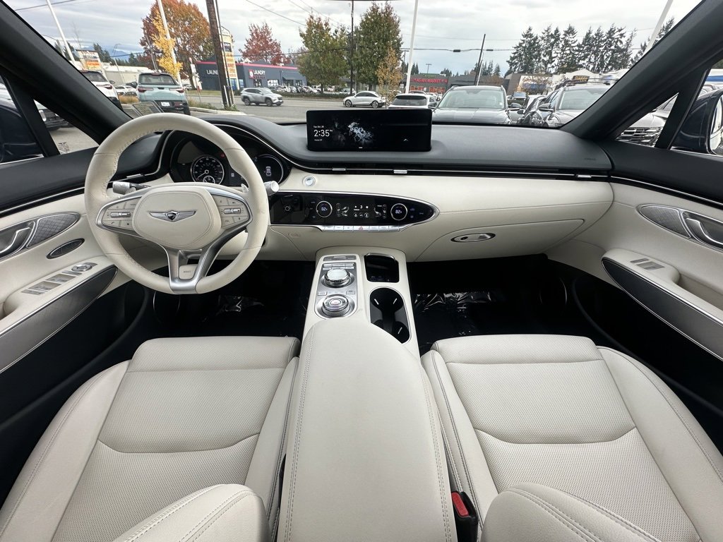 Used 2025 Genesis Electrified GV70 Advanced image 15