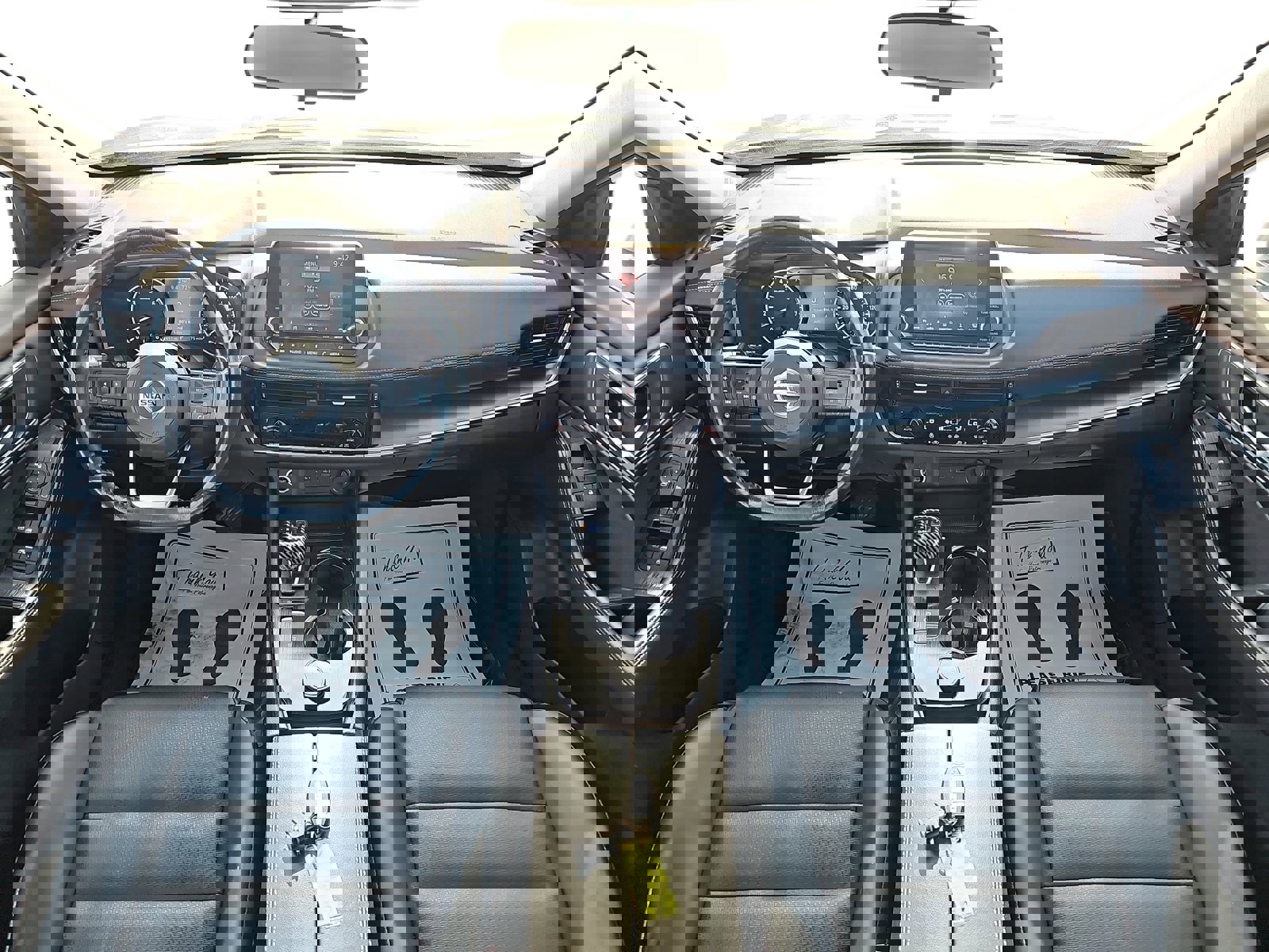 Used 2021 Nissan Rogue SV w/ Premium Package image 9