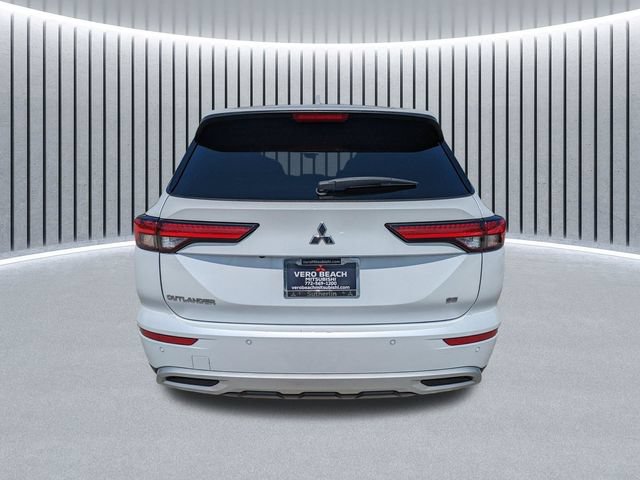 Used 2023 Mitsubishi Outlander SE FWD image 5