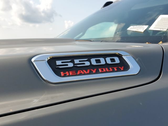 New 2026 RAM 5500 Tradesman AWD/4WD image 8