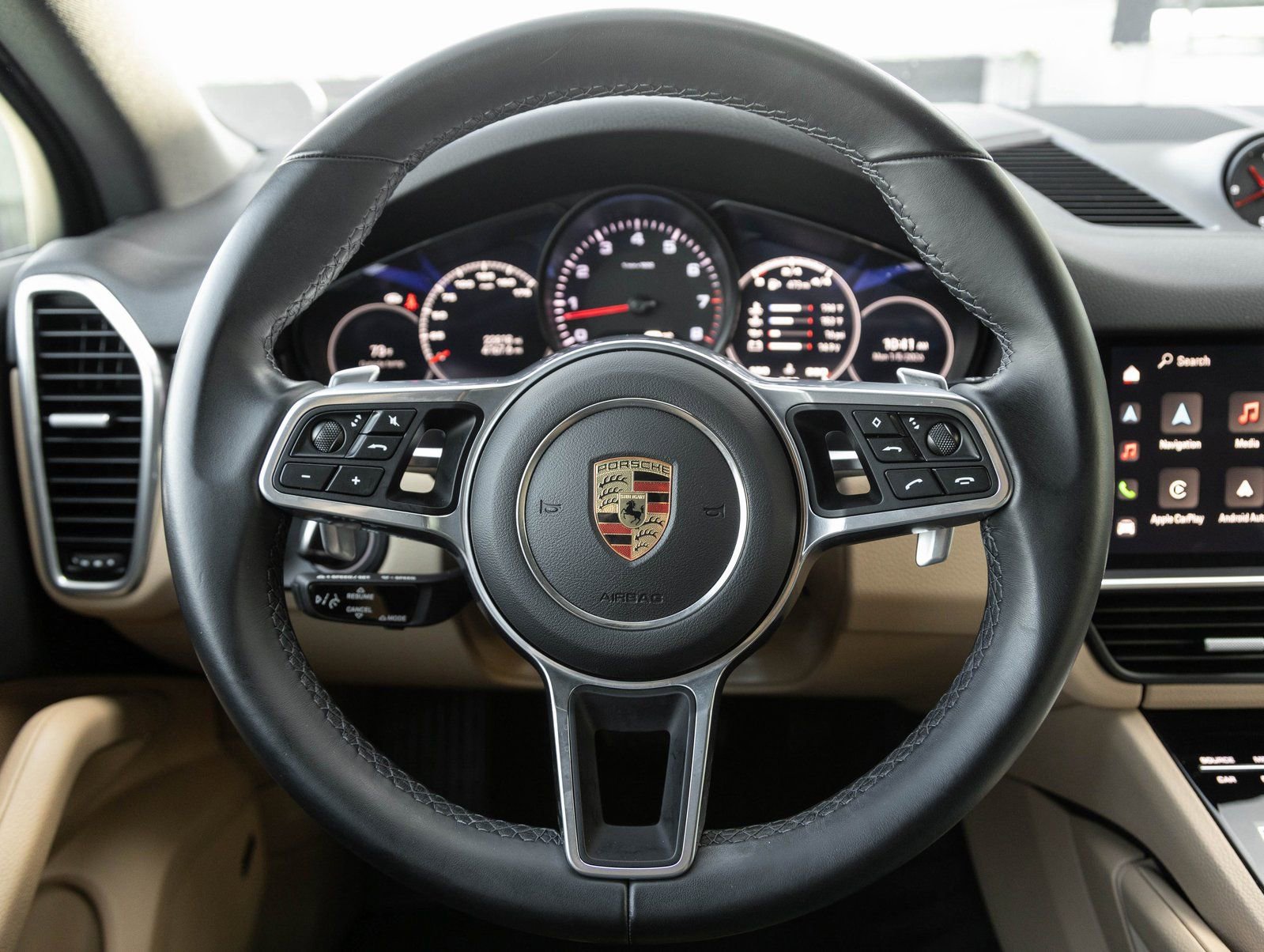 Certified 2023 Porsche Cayenne Platinum Edition AWD/4WD image 13