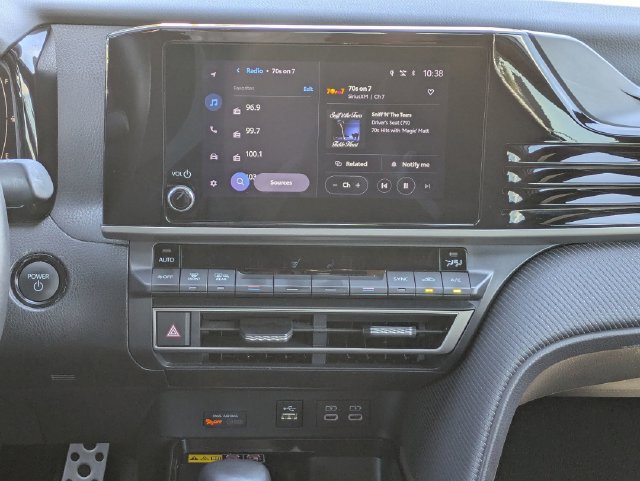 Used 2025 Toyota Camry SE w/ Convenience Package FWD image 28