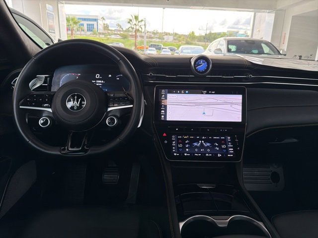 Certified 2023 Maserati Grecale Modena image 13