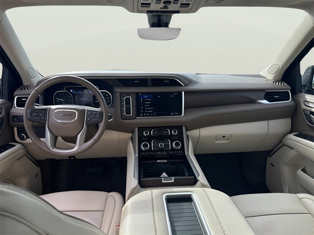 Used 2021 GMC Yukon XL Denali w/ Denali Premium Package image 19