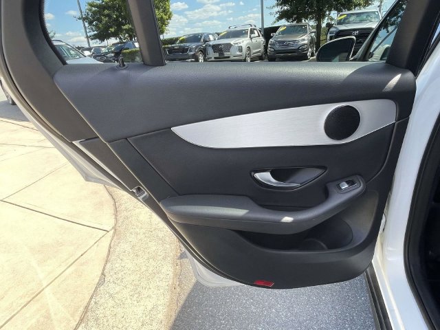 Used 2019 Mercedes-Benz GLC 300 image 17