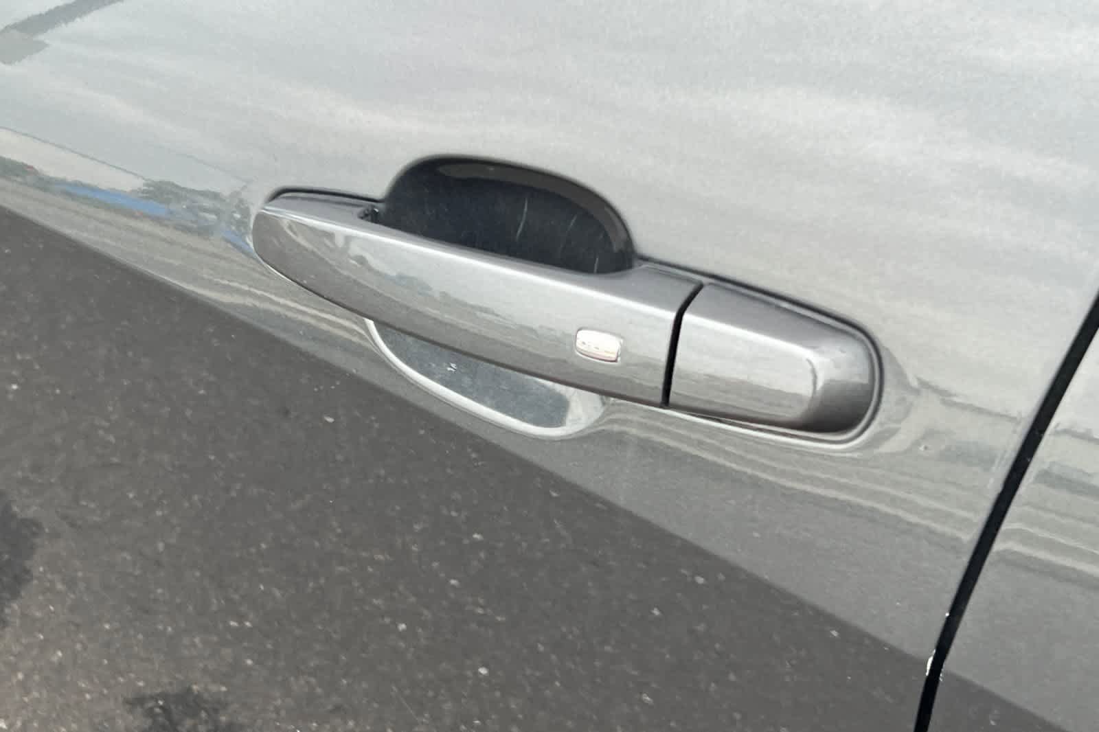 Used 2018 Chevrolet Malibu LT FWD image 7