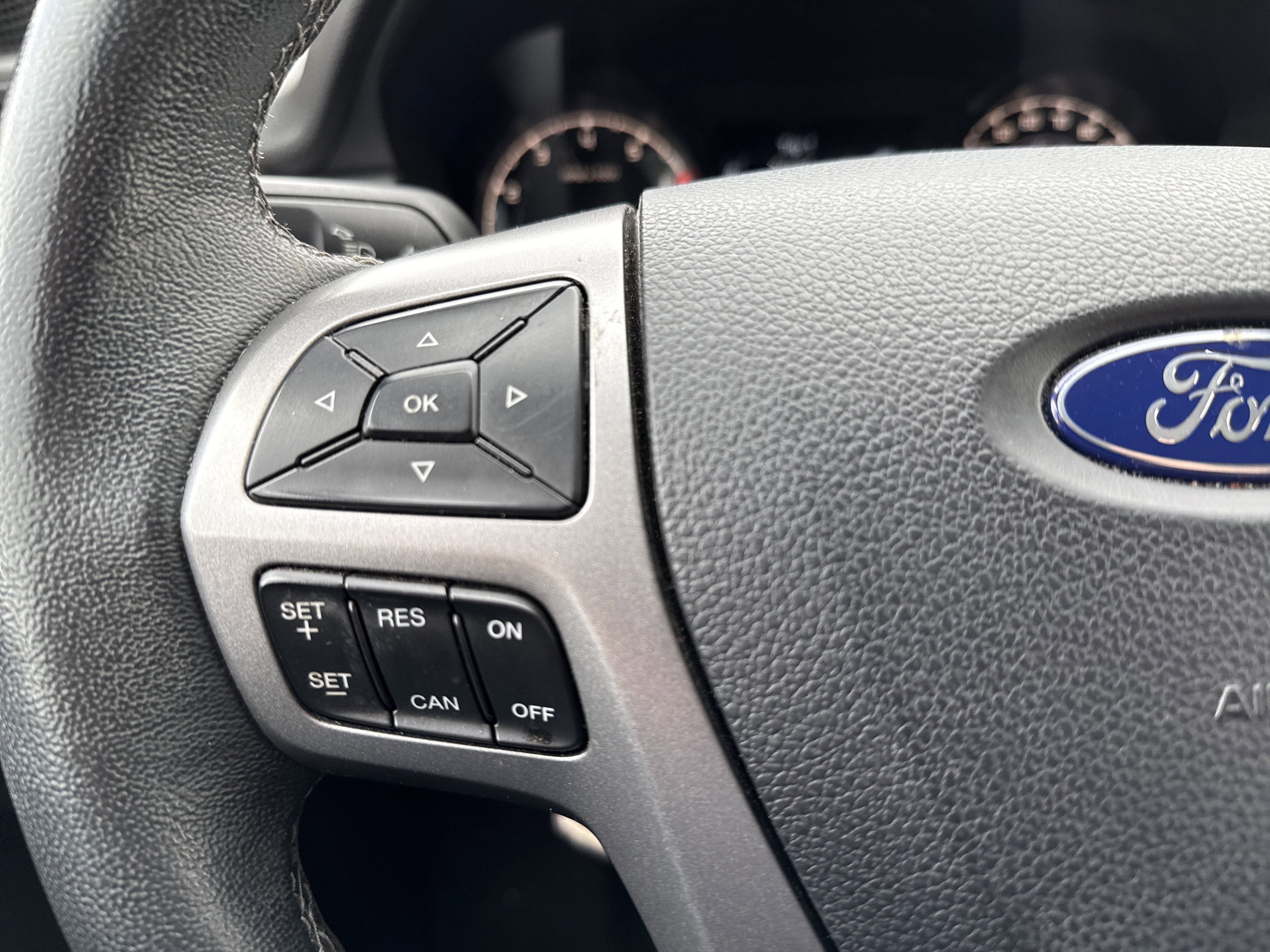 Used 2019 Ford Ranger XLT w/ Equipment Group 302A Luxury AWD/4WD image 18