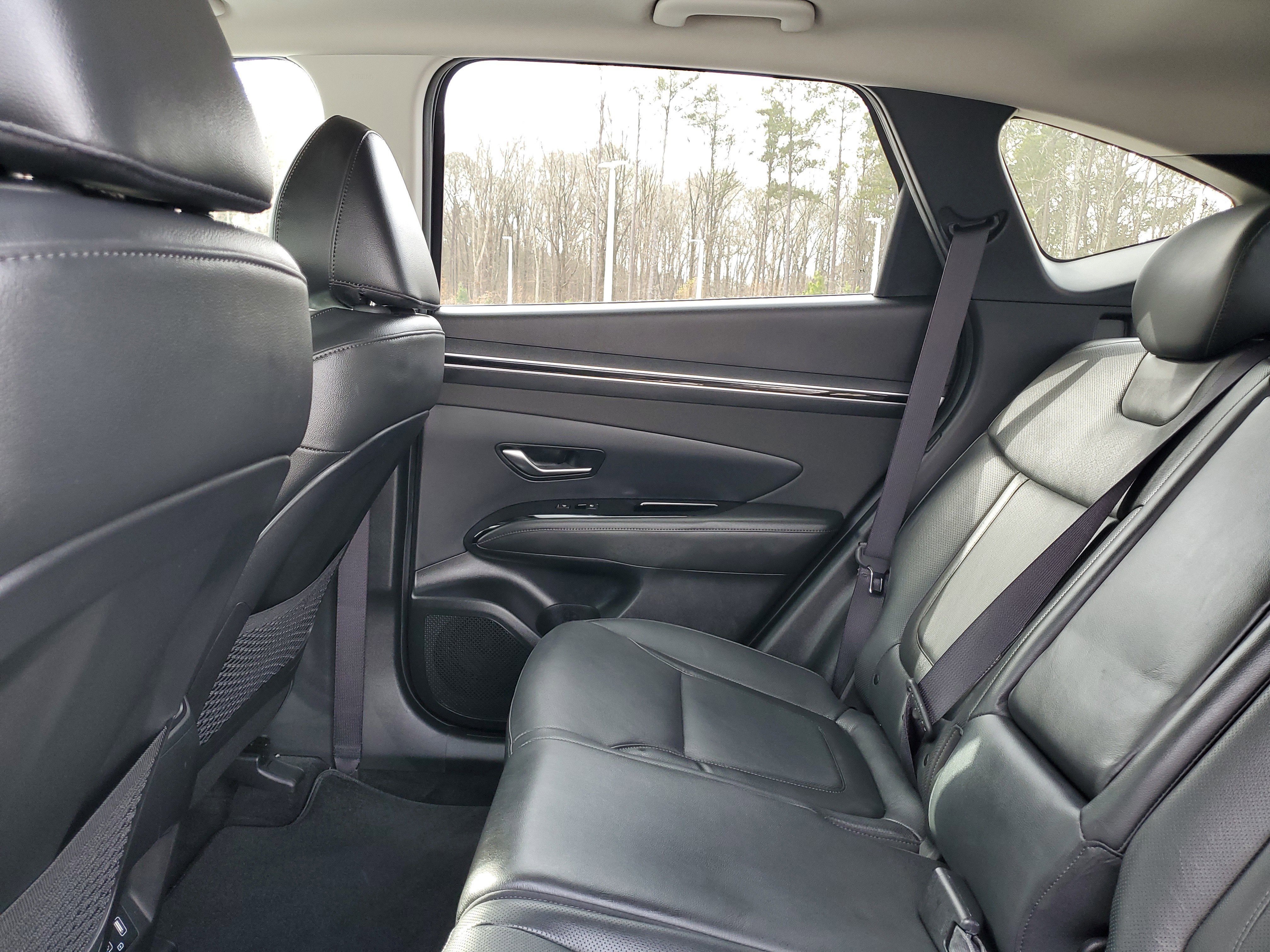 Used 2022 Hyundai Tucson Limited w/ Cargo Package image 12