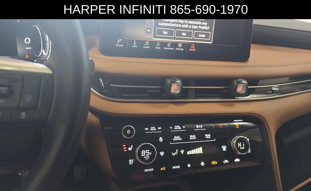 Used 2023 INFINITI QX60 Sensory w/ Cargo Package AWD/4WD image 7