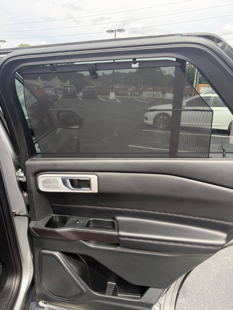 Used 2020 Ford Explorer Platinum w/ Premium Technology Package AWD/4WD image 36