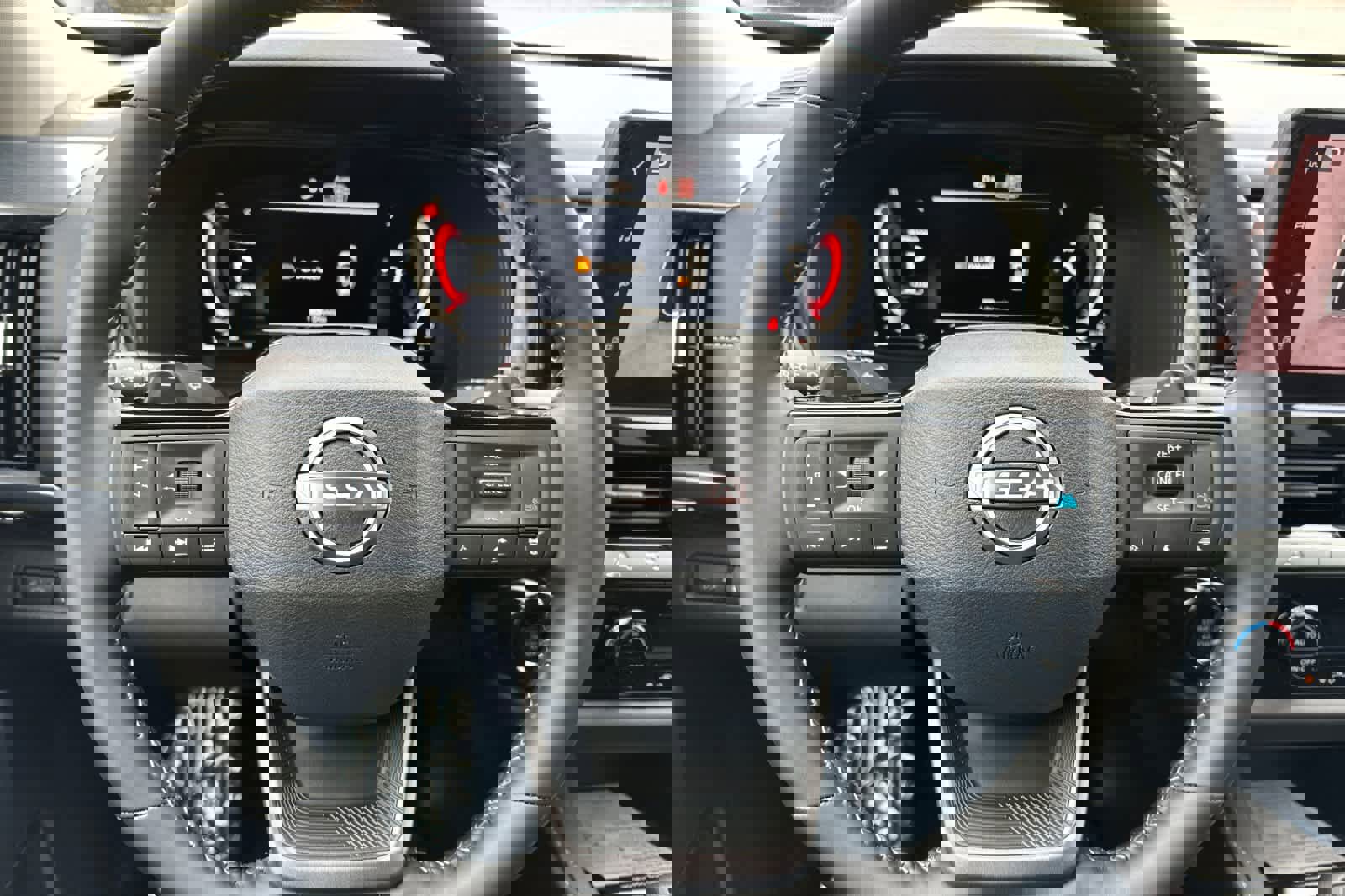 New 2026 Nissan Pathfinder SL image 23