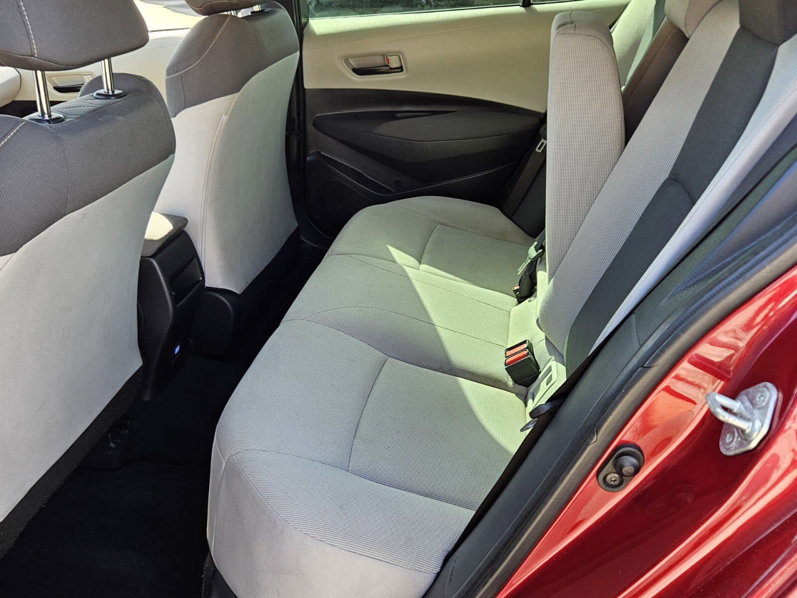 Certified 2022 Toyota Corolla LE image 5