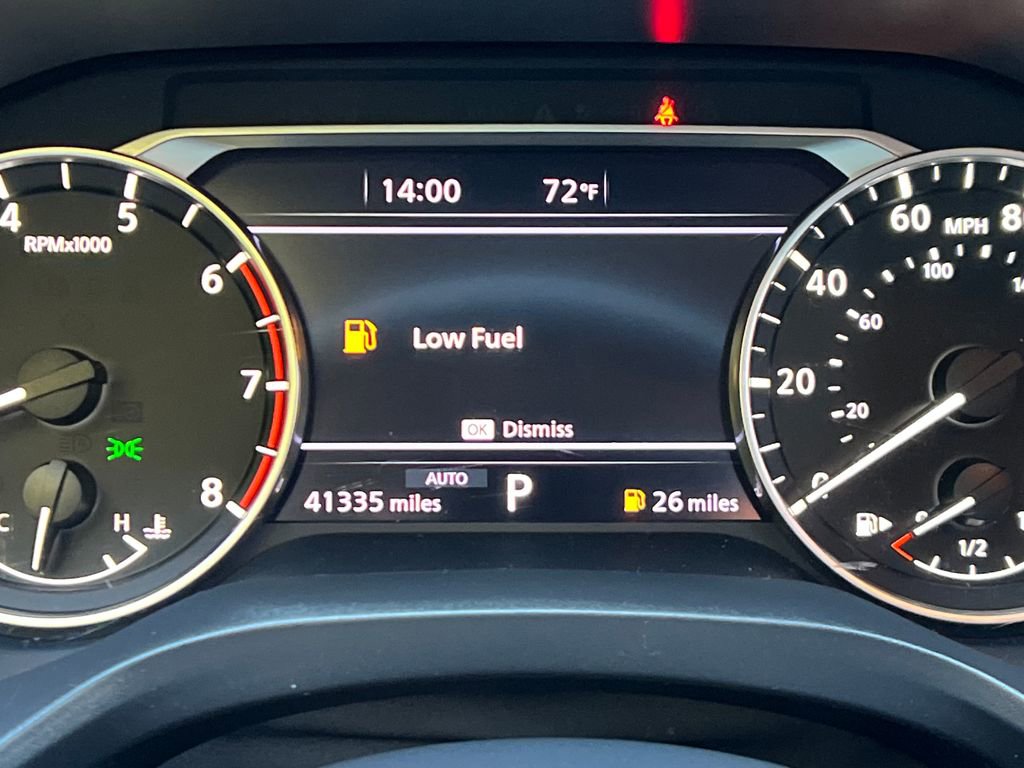 Used 2023 Nissan Rogue SV image 16