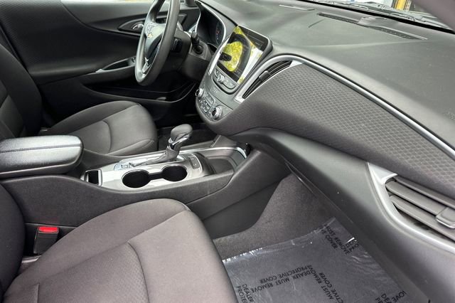 Used 2024 Chevrolet Malibu LT image 17