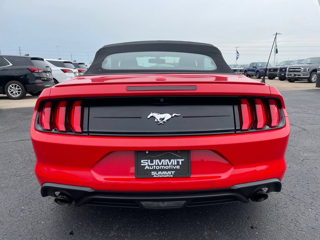 Used 2018 Ford Mustang Premium RWD image 31
