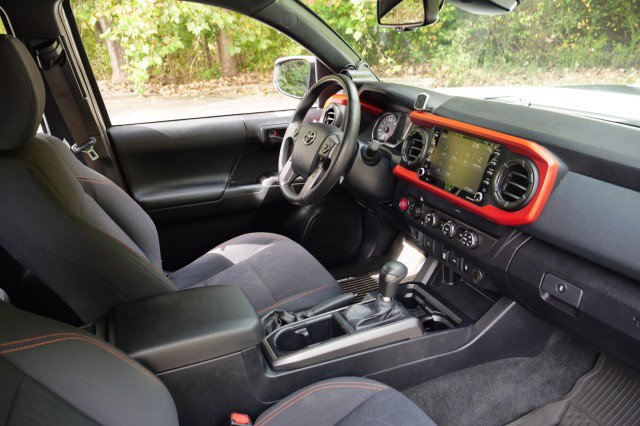 Used 2020 Toyota Tacoma TRD Sport image 47