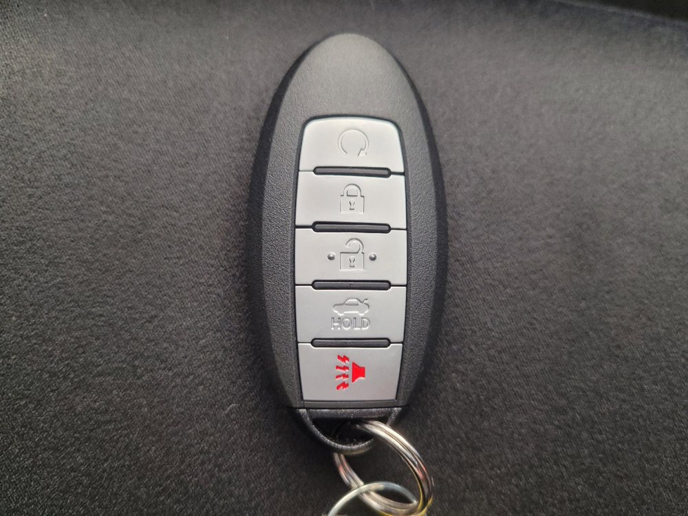 Used 2024 Nissan Altima 2.5 S FWD image 32