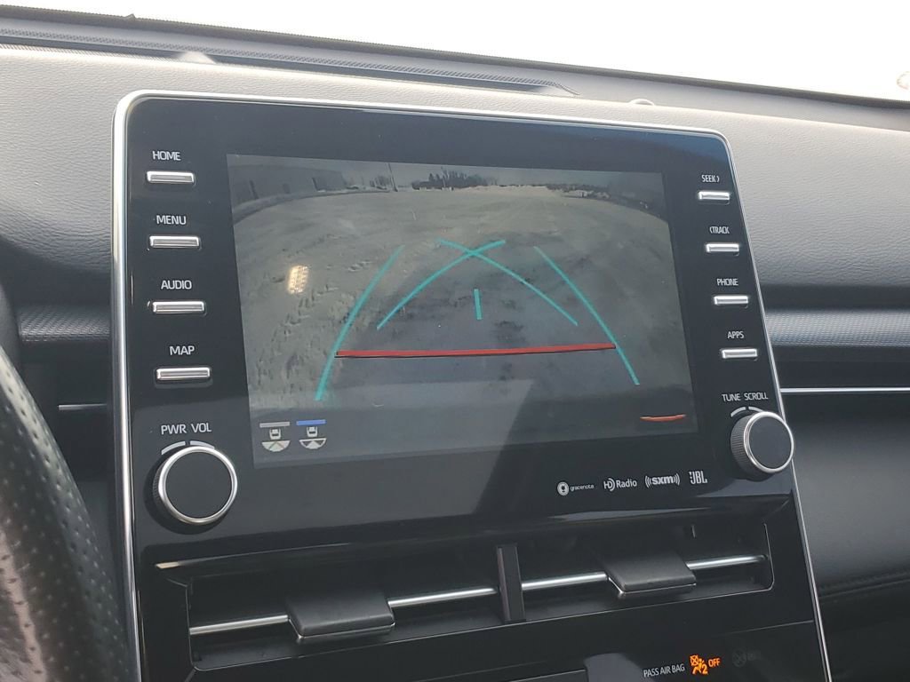 Used 2022 Toyota Avalon XSE image 14