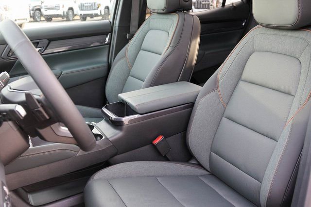 New 2026 GMC Terrain AT4 w/ Technology Package II image 12