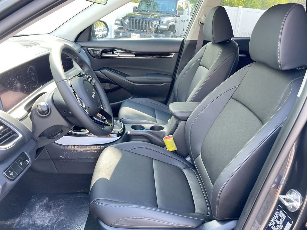 Used 2026 Kia Seltos EX w/ EX Sunroof Package image 39
