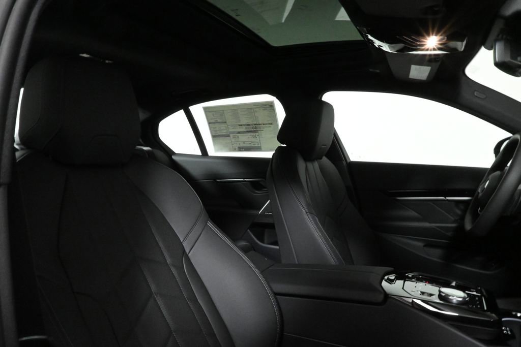 Used 2026 BMW 530i xDrive w/ Premium Package image 35