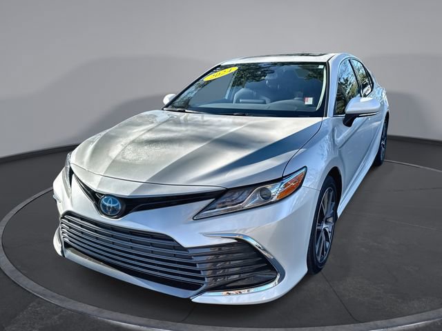 Used 2024 Toyota Camry XLE image 1